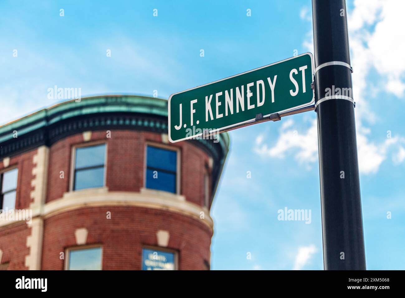 Gros plan du panneau John F. Kennedy Street pour JFK Street à Harvard Square à Cambridge Massachusetts, États-Unis. Banque D'Images