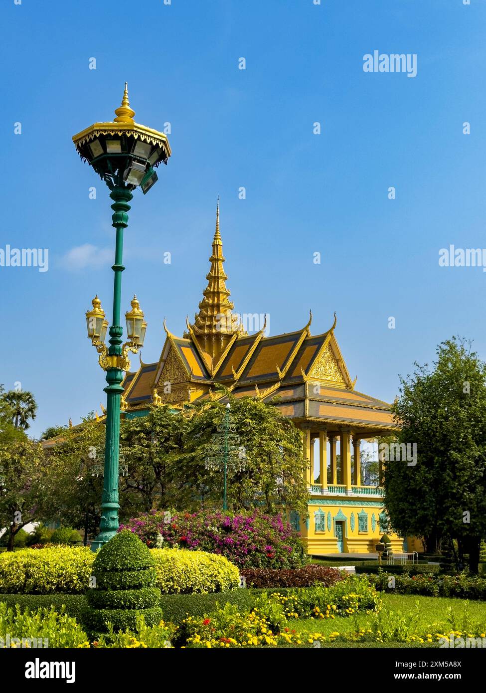 Vue extérieure du parc du Palais Royal à Phnom Penh, Cambodge. Banque D'Images