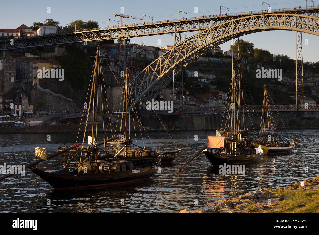 Ravelos dans le fleuve Douro, Porto, Portugal Banque D'Images