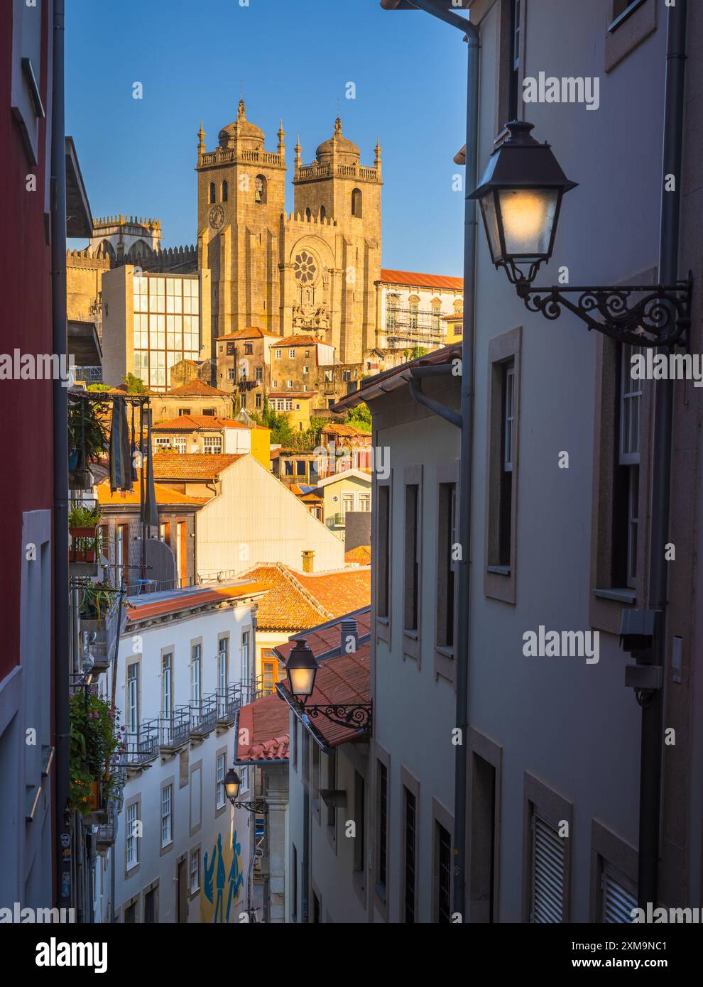 Cathédrale de Porto. Porto est la deuxième plus grande ville du Portugal après Lisbonne. Banque D'Images