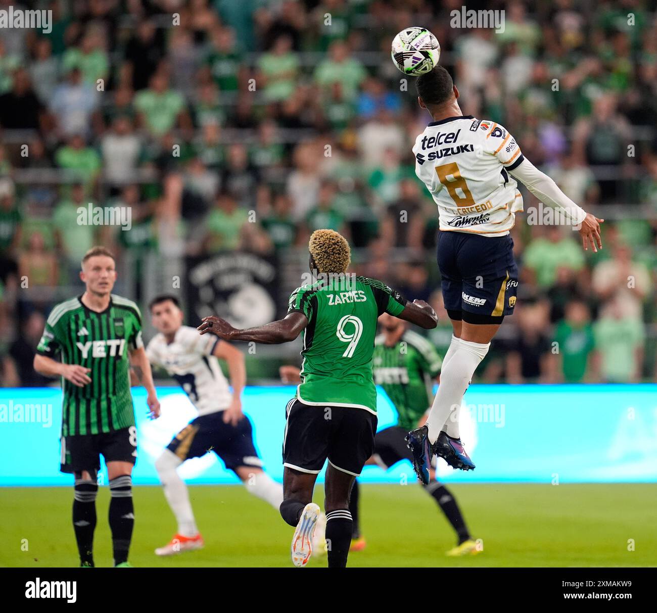 Austin, Texas, États-Unis. 26 juillet 2024. José Caicedo (8 ans), milieu de terrain de l'UNAM de Pumas, saute en tête du ballon lors d'un match de football de la Coupe des ligues le 26 juillet 2024 à Austin. Austin a gagné, 3-2. (Crédit image : © Scott Coleman/ZUMA Press Wire) USAGE ÉDITORIAL SEULEMENT! Non destiné à UN USAGE commercial ! Crédit : ZUMA Press, Inc/Alamy Live News Banque D'Images