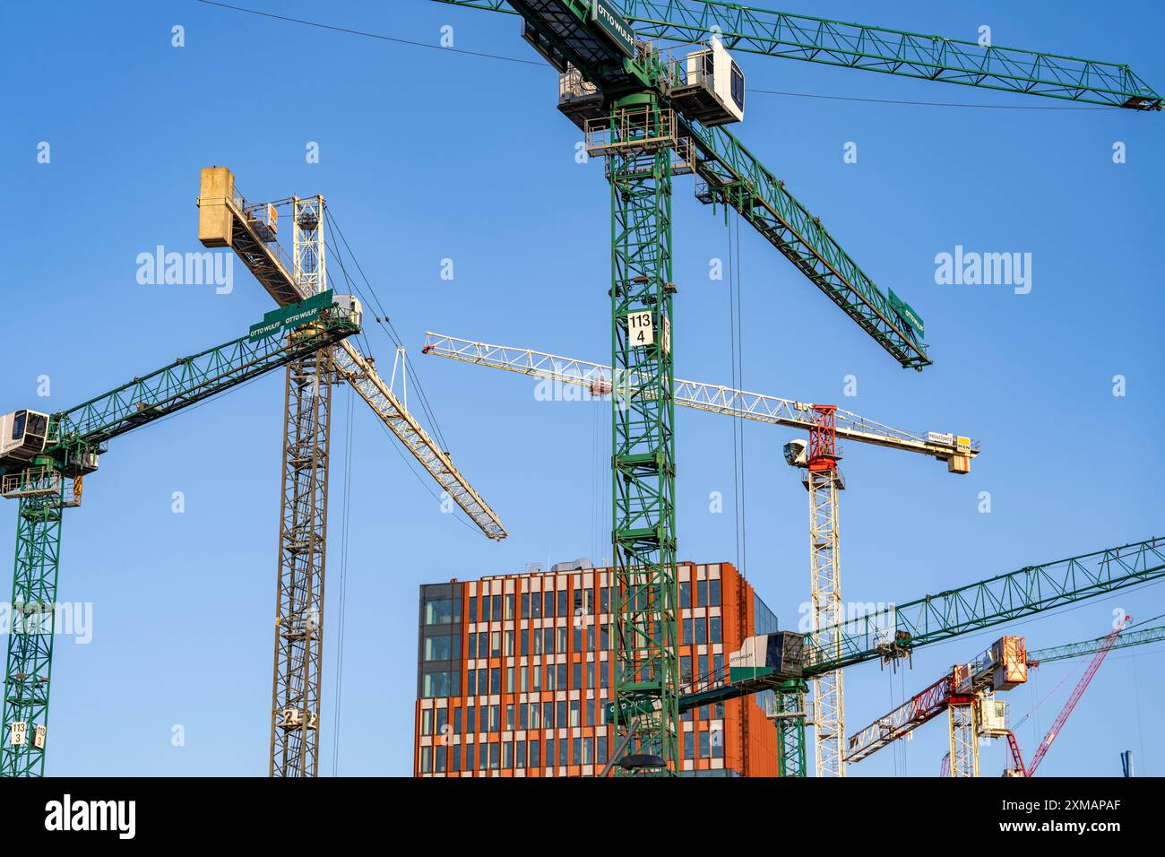 Chantiers à l'est de Hafencity Hambourg, immeuble de bureaux, nouveau quartier sur l'Elbe, sur le site de l'ancien port libre, résidentiel Banque D'Images