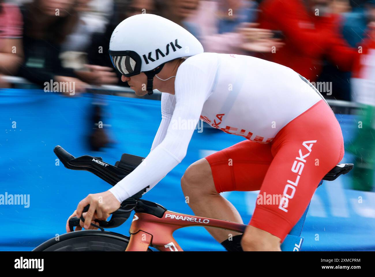 Paris, France. 27 juillet 2024. Jeux olympiques, Paris 2024, cyclisme, route, hommes, contre-la-montre individuel, Michal Kwiatkowski de Pologne sur le parcours. Crédit : Jan Woitas/dpa/Alamy Live News Banque D'Images