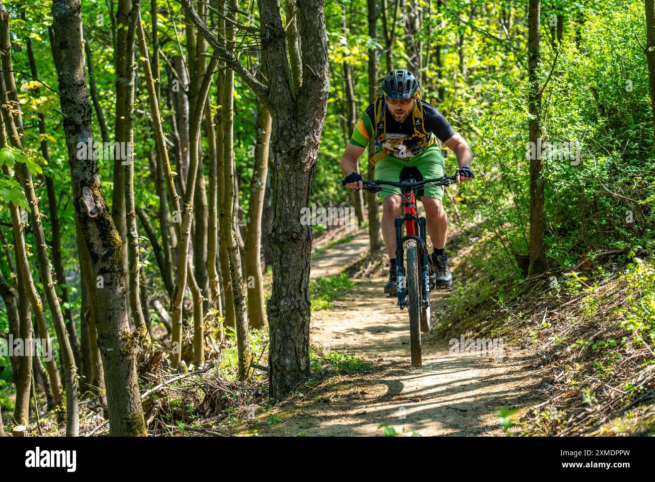 Brammentrail, piste VTT sur la pointe du butin de Schurenbach, à Essen Rhénanie du Nord-Westphalie, Allemagne Banque D'Images