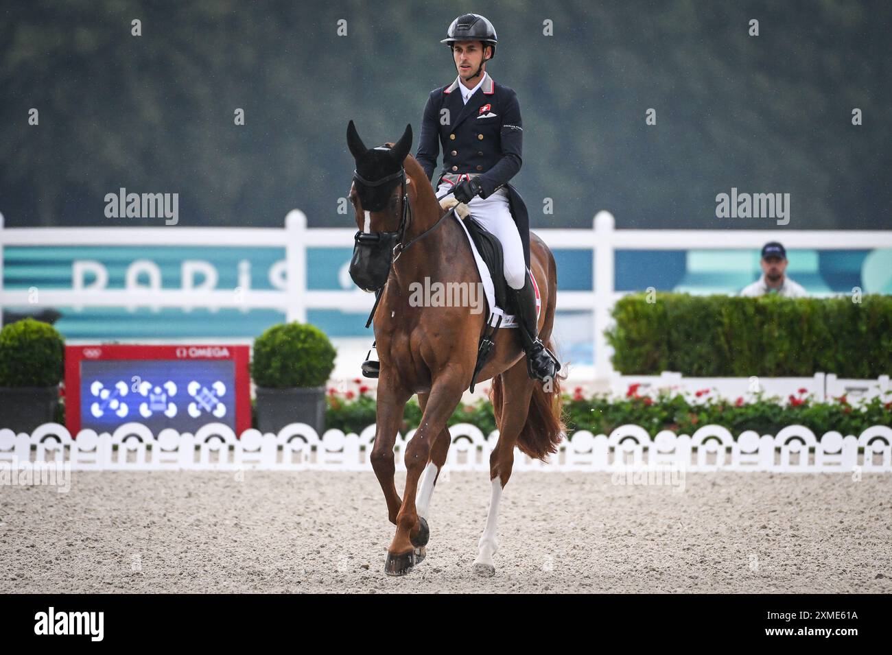 VOGG Felix de Swiss lors du dressage en soirée, équipe et individuel, Jeux Olympiques Paris 2024 le 27 juillet 2024 au Château de Versailles à Versailles, France Banque D'Images