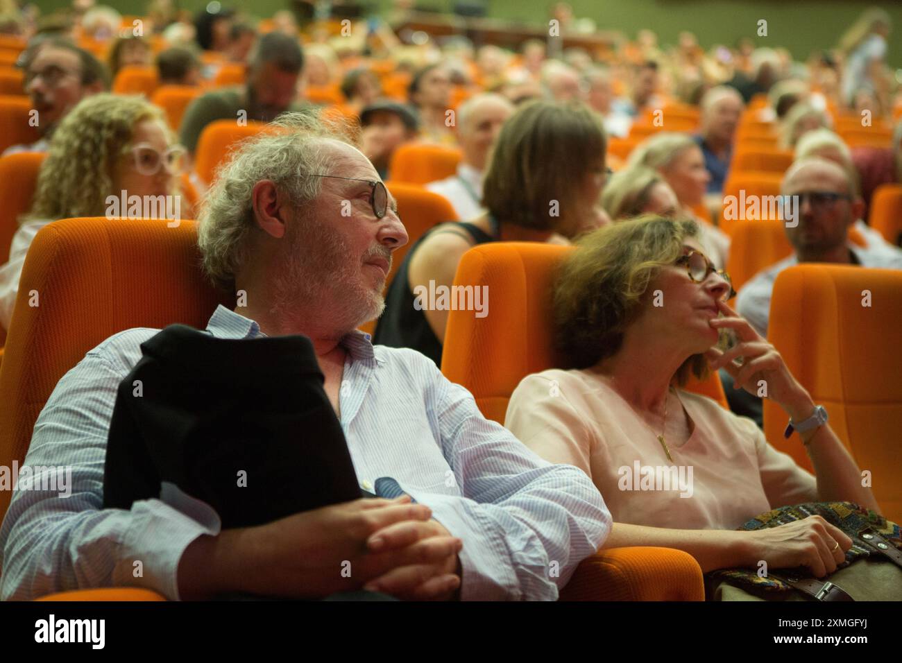 Le réalisateur et scénariste français Arnaud Desplechin, à gauche, à la 50e école d'été du cinéma le 27 juillet 2024 à Uherske Hradiste, République tchèque. (CTK Pho Banque D'Images