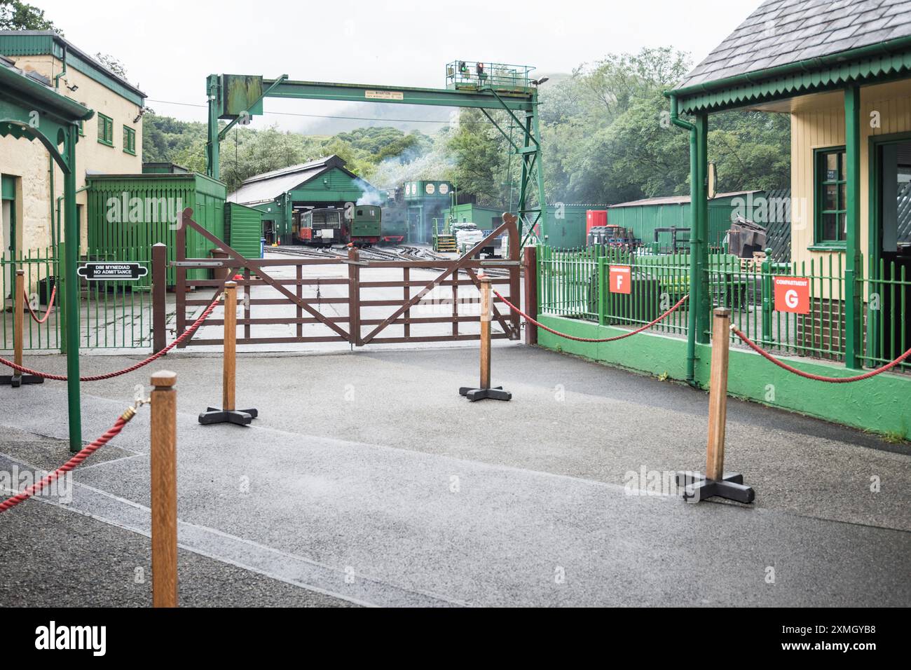 Aventure ferroviaire historique unique jusqu'au sommet de Snowdon, Yr Wyddfa, la majestueuse montagne offrant des vues à couper le souffle. Banque D'Images