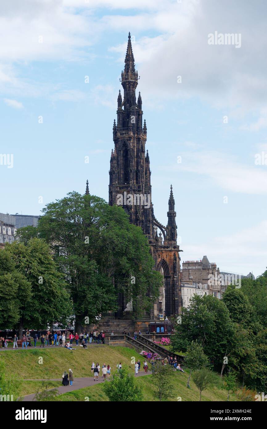 Scott Monument dans Princess Street Gardens à Édimbourg, capitale de l'Écosse, 27 juillet 2024 Banque D'Images