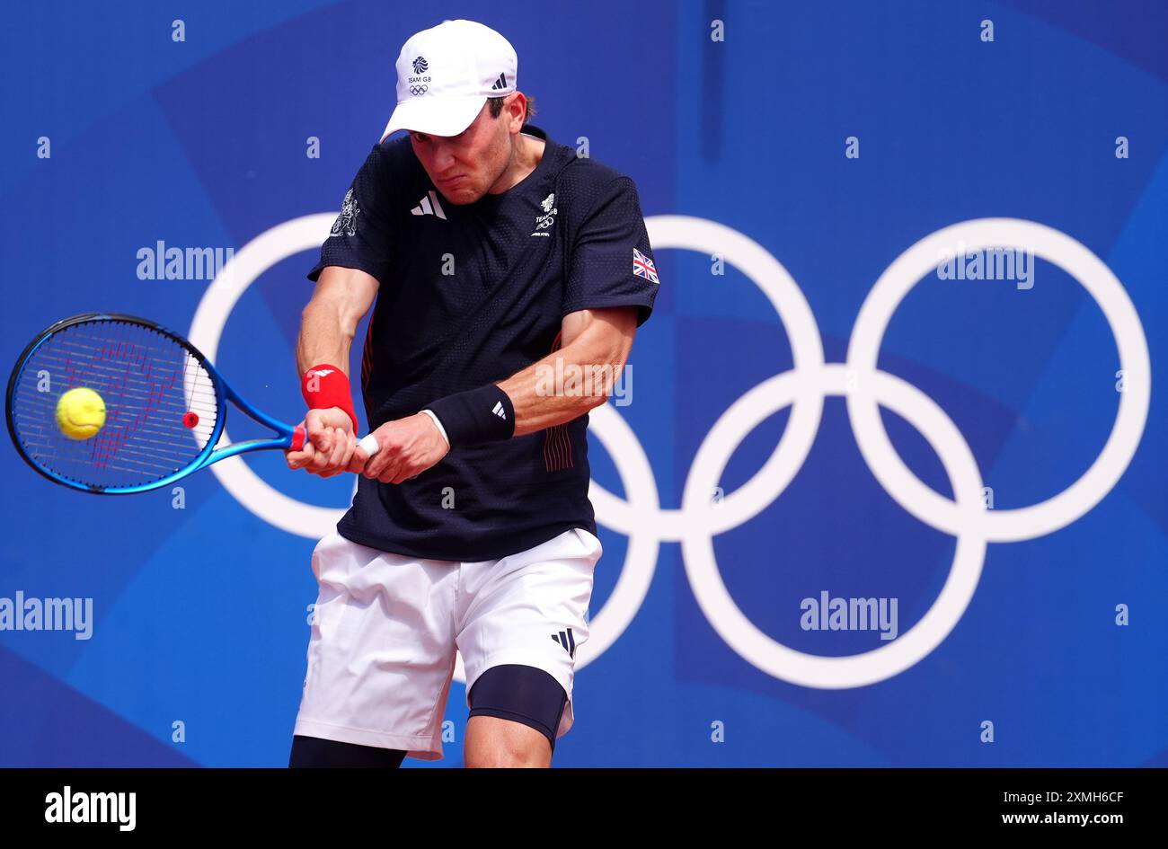 Jack Draper de Grande-Bretagne lors de la ronde de poignet en simple masculin contre le japonais Kei Nishikori (non représenté) à Roland-Garros, lors de la deuxième journée des Jeux Olympiques de Paris 2024 en France. Date de la photo : dimanche 28 juillet 2024. Banque D'Images