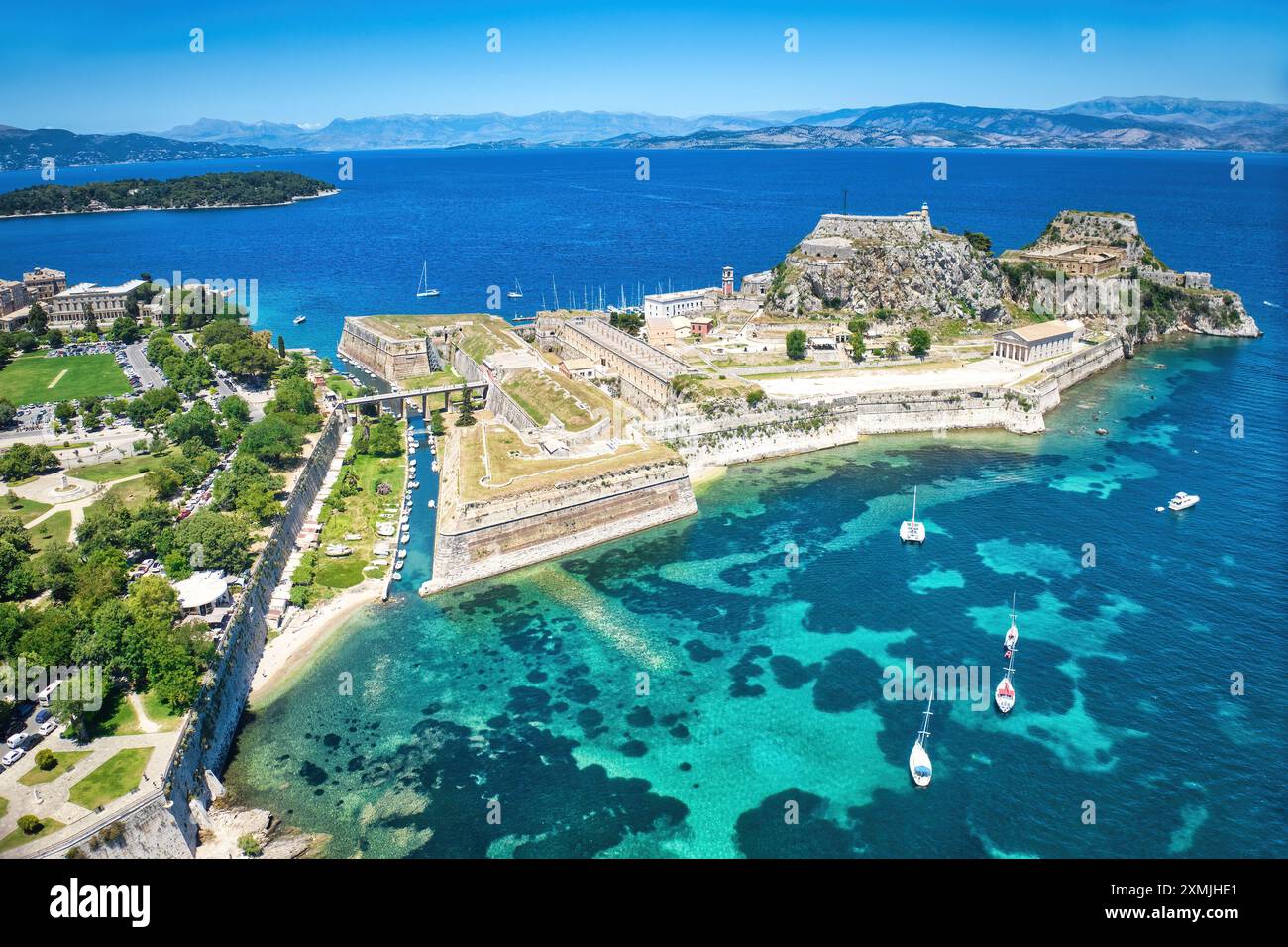 Corfou, 10 juin 2024 : Iles Ioniennes de Grèce Corfou. Vue panoramique sur la ville de corfou Banque D'Images