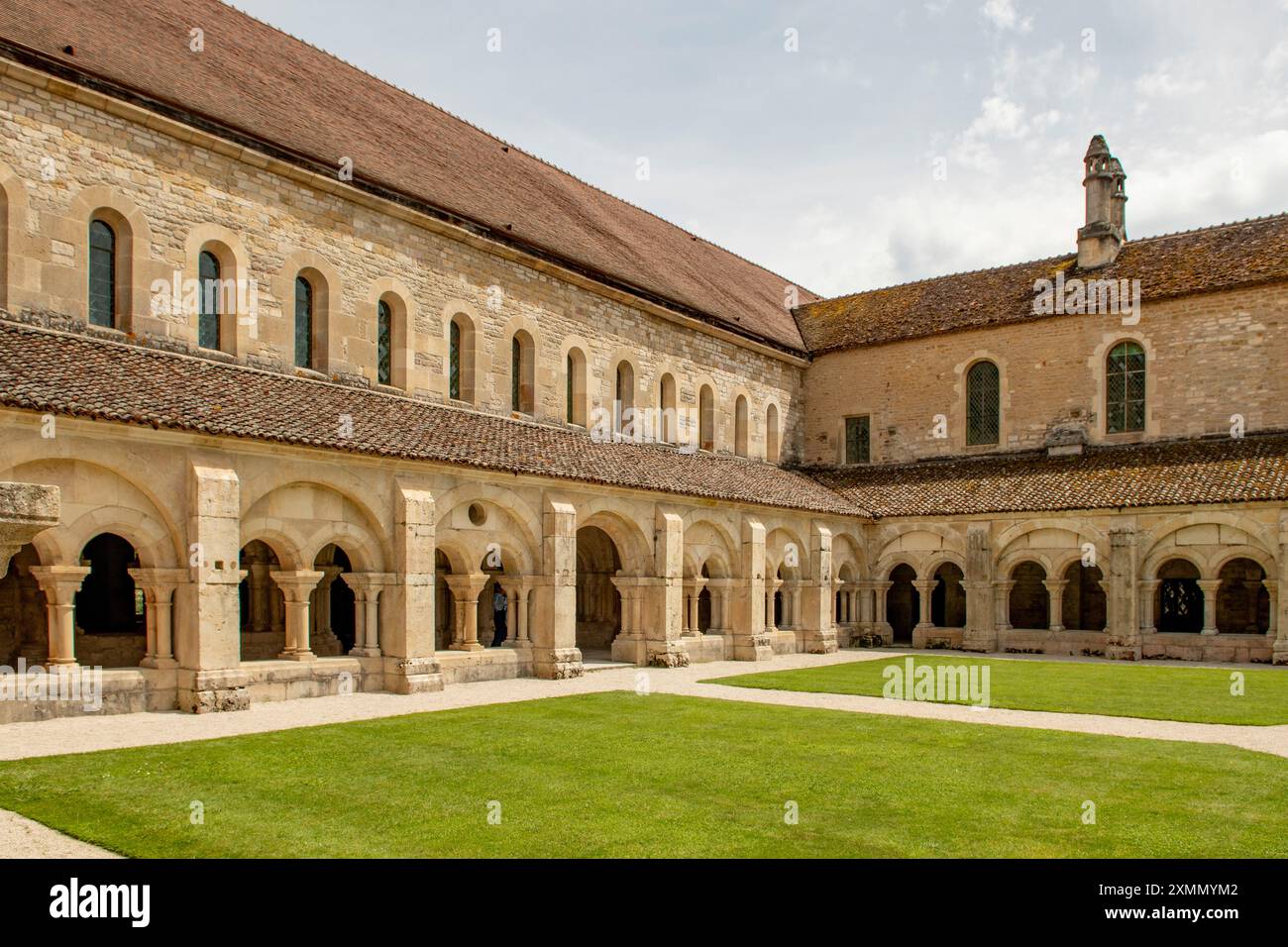 Cloîtres à l'abbaye de Fontenay, Fontenay, Bourgogne, France Banque D'Images