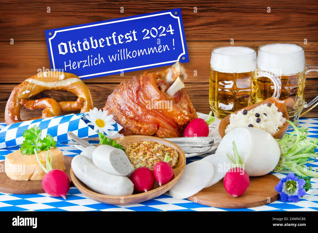 Oktoberfest 2024 Bier und traditionelle Küche in Bayern Herzlich willkommen Banque D'Images