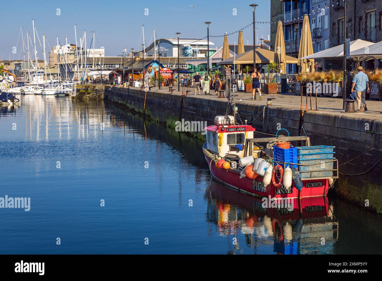 Le port historique de Barbican et le front de mer à Plymouth, Devon, Angleterre Banque D'Images