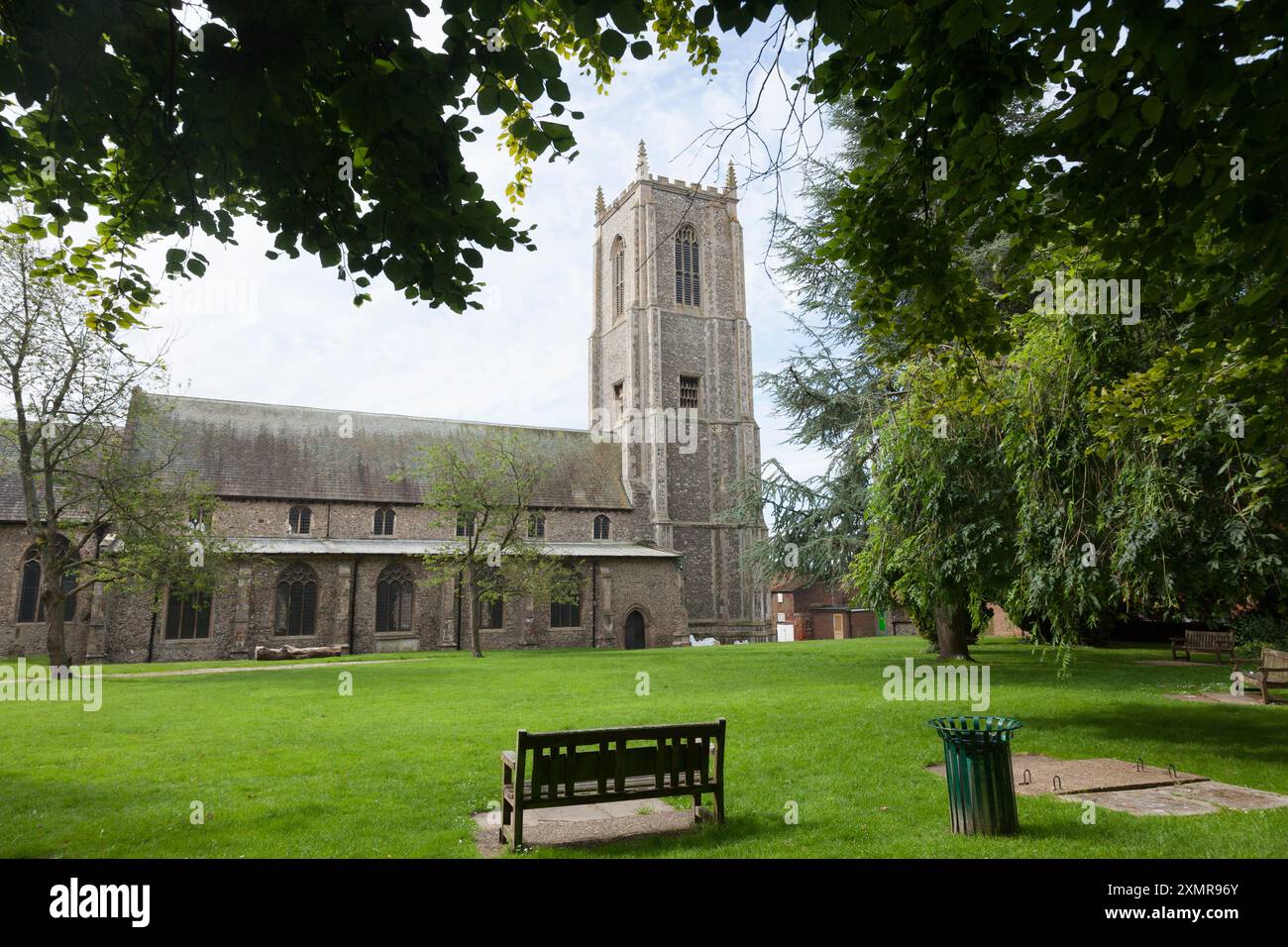 Église paroissiale St Pierre et St Paul, Fakenham, Norfolk Banque D'Images