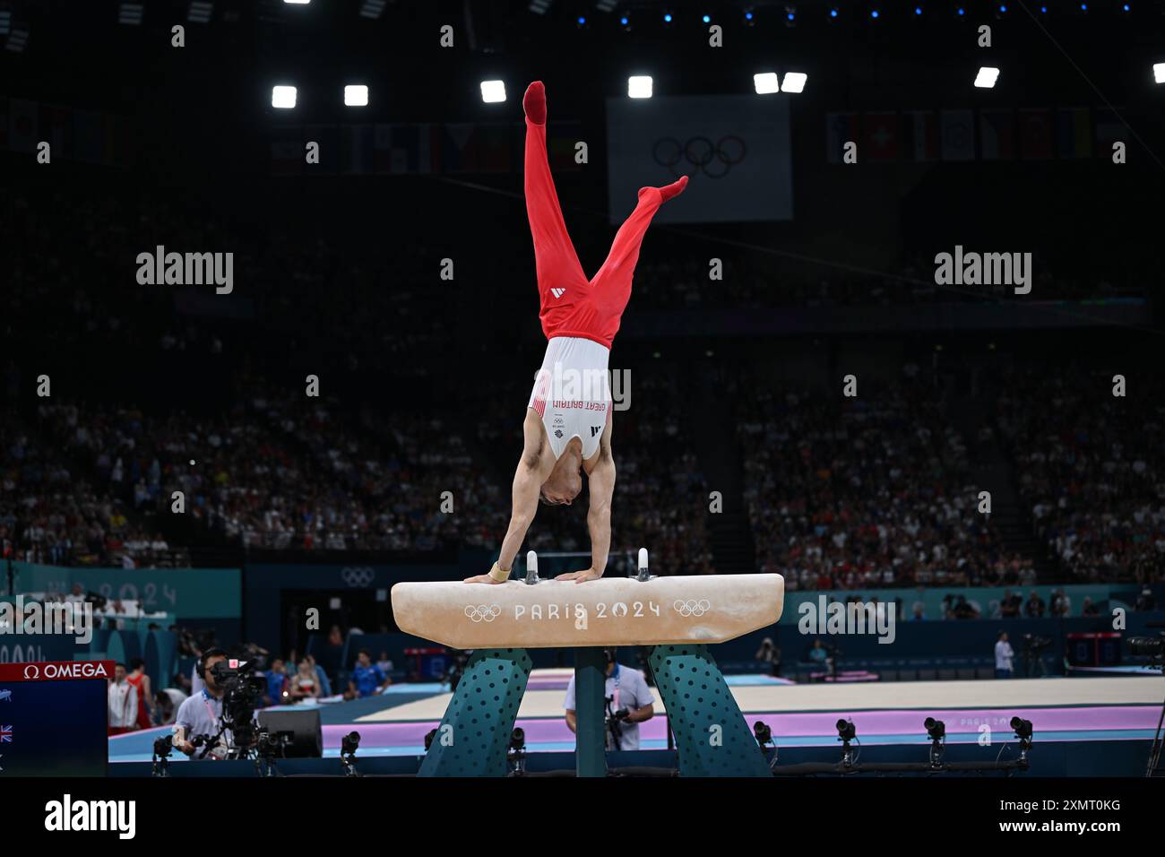 29 juillet 2024 ; Jeux Olympiques de Paris, Paris, France, jour 4; Bercy Arena, Paris : finale de l'équipe artistique masculine : Max Whitlock (GB) sur le cheval de pommeau crédit : action plus Sports images/Alamy Live News Banque D'Images