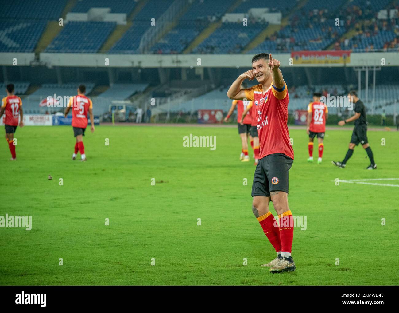 Kolkata, Inde. 30 juillet 2024. Le club de football d'Emami East Bengale affiche une victoire confortable sur le club de football de l'Indian Air Force lors de la 133e Coupe IndianOil Durand (rencontre du Groupe A) par 3-1 de marge au stade VYBK. David Lalhlansanga, Dimitrios Diamantakos et Saul Crespo ont marqué pour l'EastBengale tandis que Somananda Singh a marqué pour l'équipe de l'Armée de l'Air. (Photo par Amlan Biswas/Pacific Press) crédit : Pacific Press Media production Corp./Alamy Live News Banque D'Images