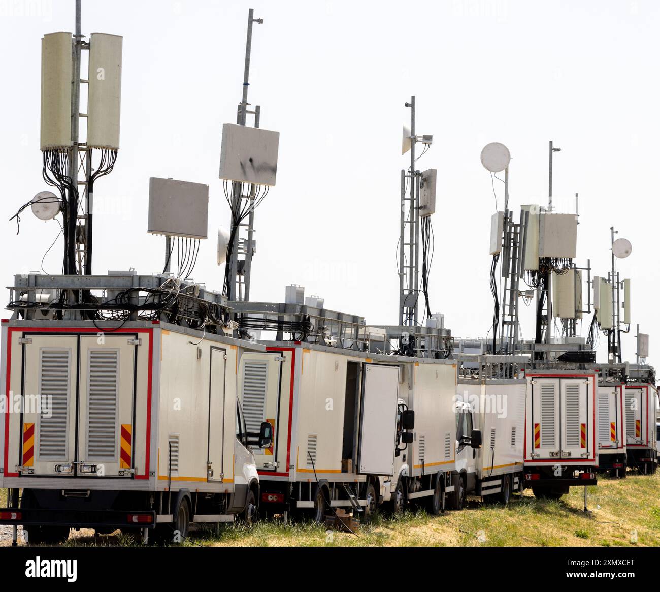 VEHICULES de stations de base GSM de communication mobile Banque D'Images