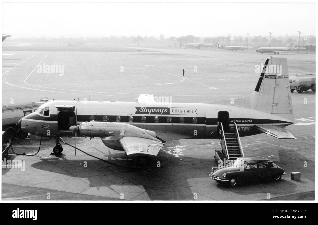Hawker Siddeley HS.748-225 G-AMTI Banque D'Images