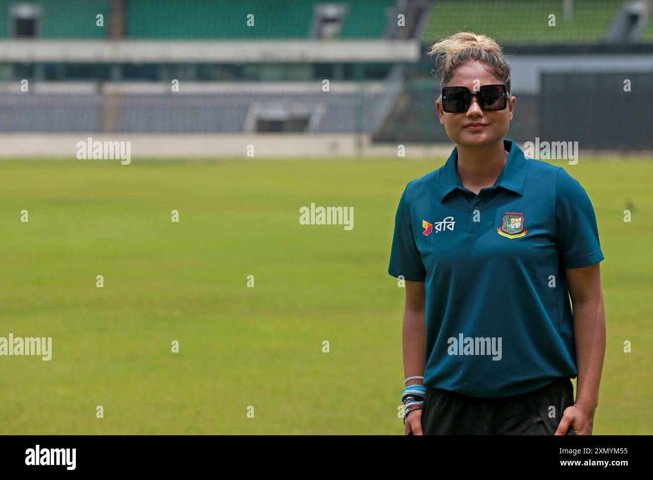 Jahanara Alam pendant l’équipe féminine de cricket du Bangladesh assiste à une séance photo de groupe au stade de cricket Sher-e-Bangla à Mirpur, Dhaka, Bangladesh, le 15 juillet Banque D'Images