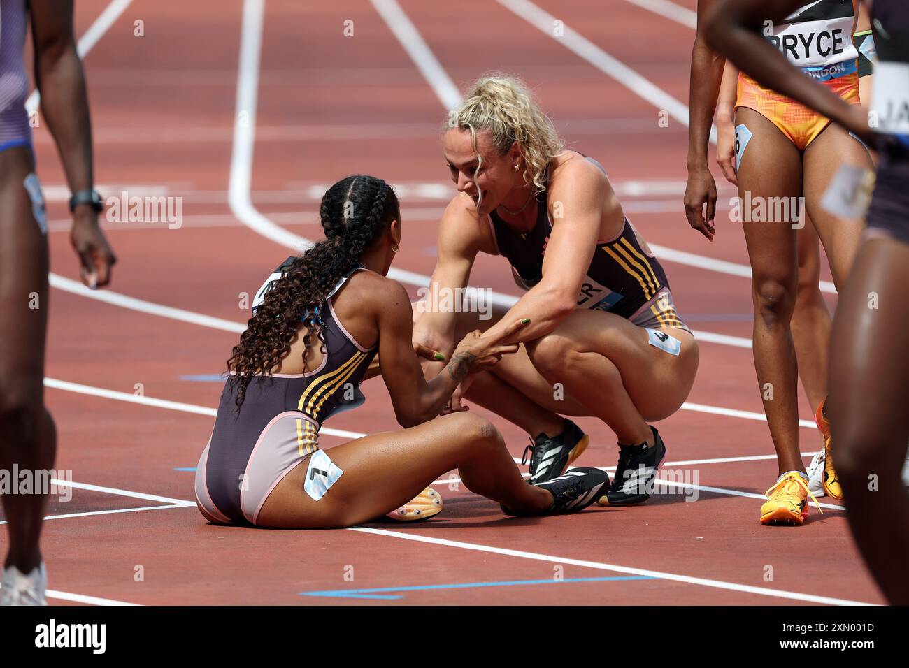 Laviai NIELSEN après avoir obtenu un record personnel au 400m à la London Diamond League 2024 Banque D'Images