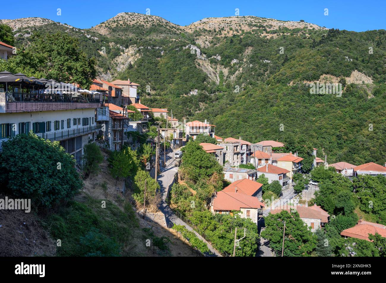 Le village de Langadia, (Lagkadia), Gortynia, Arcadia, centre du Péloponnèse, Grèce. Banque D'Images