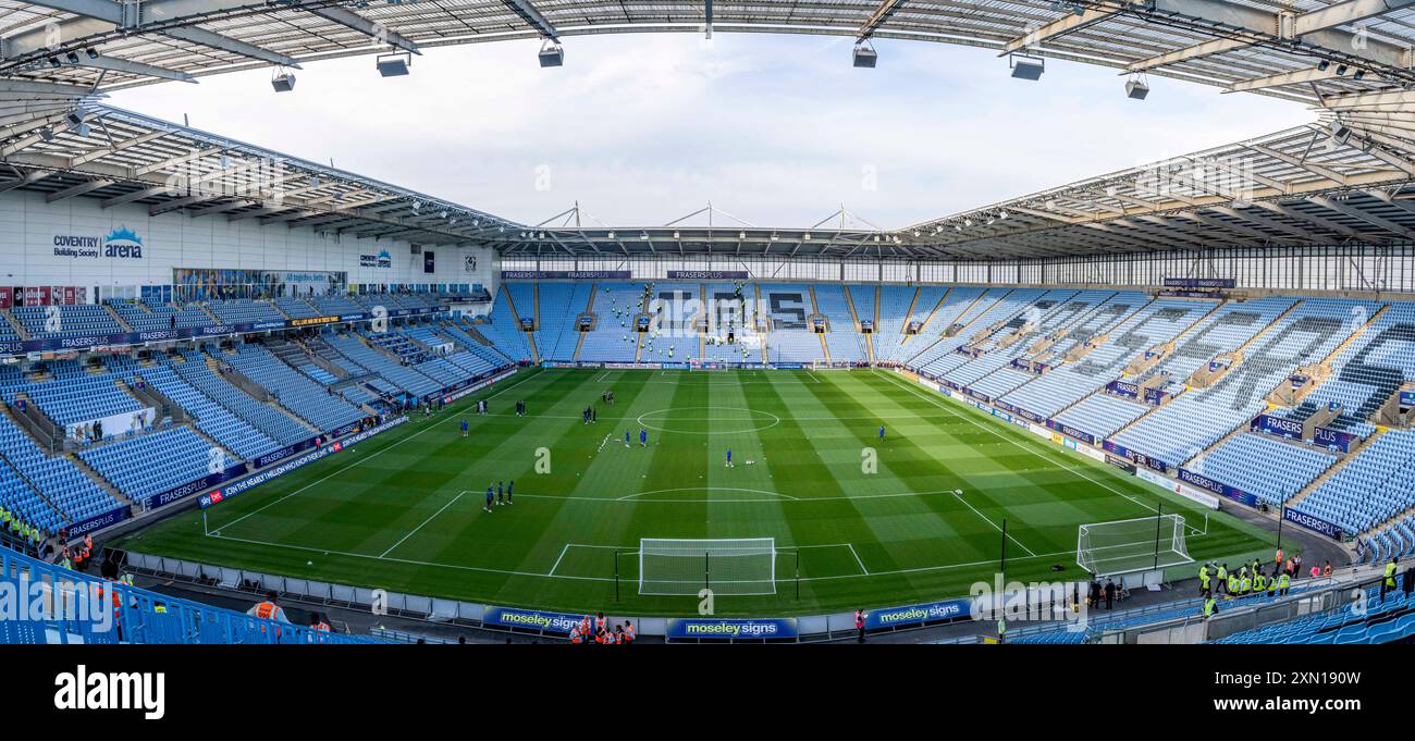 30 juillet 2024 ; Coventry Building Society Arena, Coventry, Angleterre ; pré-saison Football Friendly, Coventry City versus Everton ; Une vue de la CBS Arena de derrière le but Banque D'Images