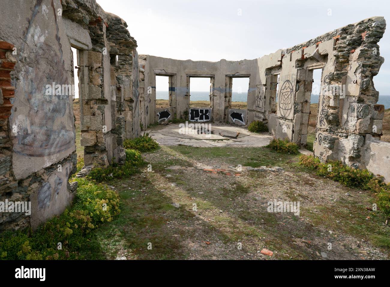 La côte sauvage de l'île française appelée 'belle île en mer' lors d'une tempête Banque D'Images