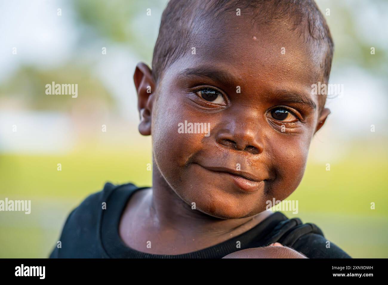 Darwin, Australie - 27 juillet 2024 : portrait d'un enfant aborigène australien au Royal Darwin Show 2024. Banque D'Images