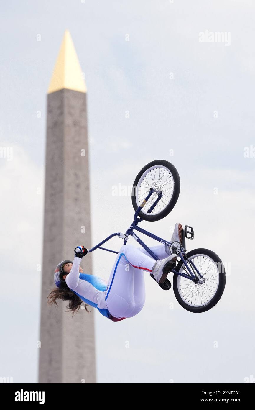 Paris, France. 31 juillet 2024. Laury Perez (FRA) concourt en BMX Freestyle féminin lors des Jeux Olympiques de Paris 2024, à la Concorde 2, à Paris, France, le 31 juillet 2024. Photo de Nicolas Gouhier/ABACAPRESS. COM Credit : Abaca Press/Alamy Live News Banque D'Images