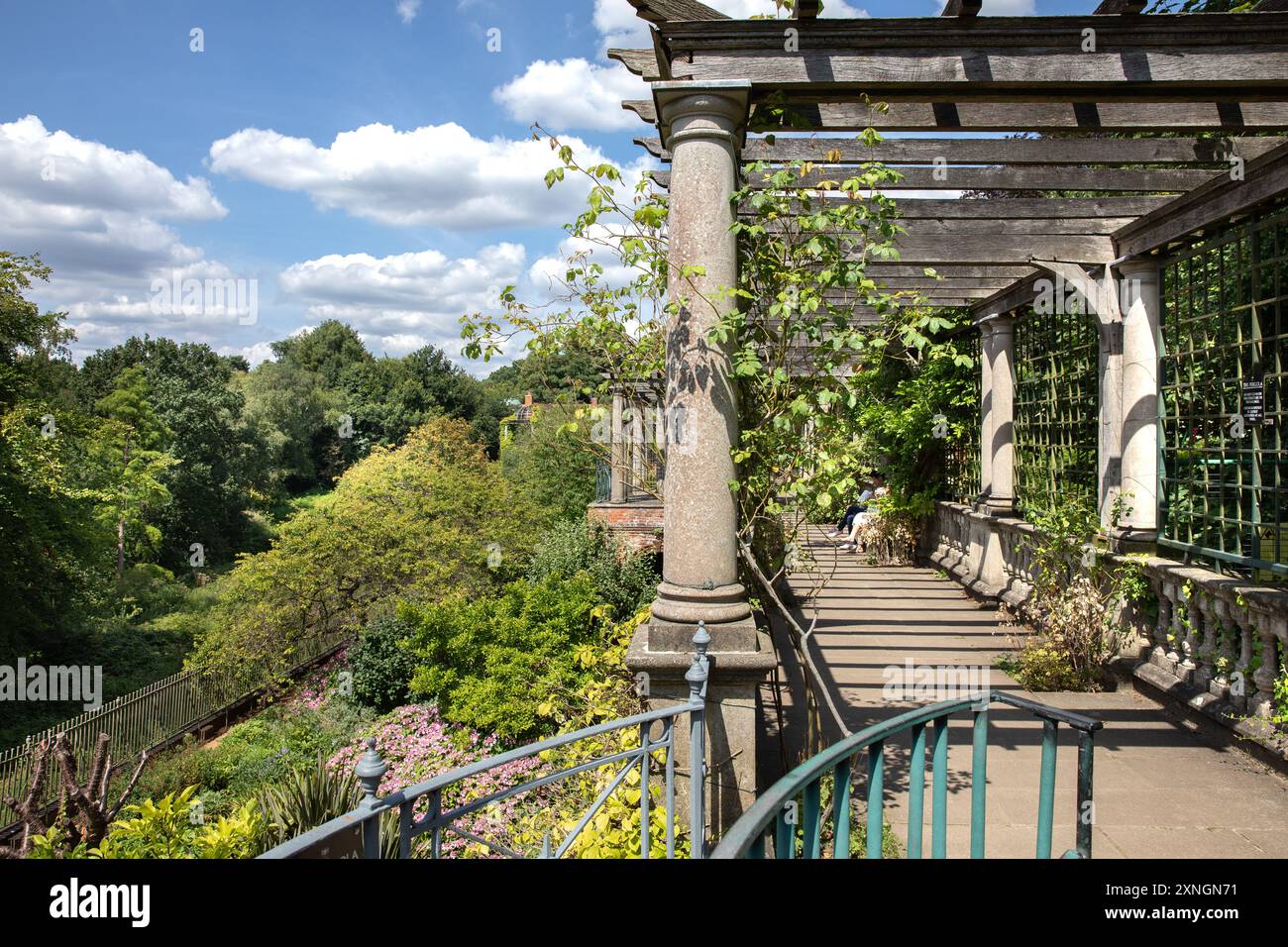 The Hill Garden and Pergola, Hampstead Heath, Londres, Royaume-Uni Banque D'Images