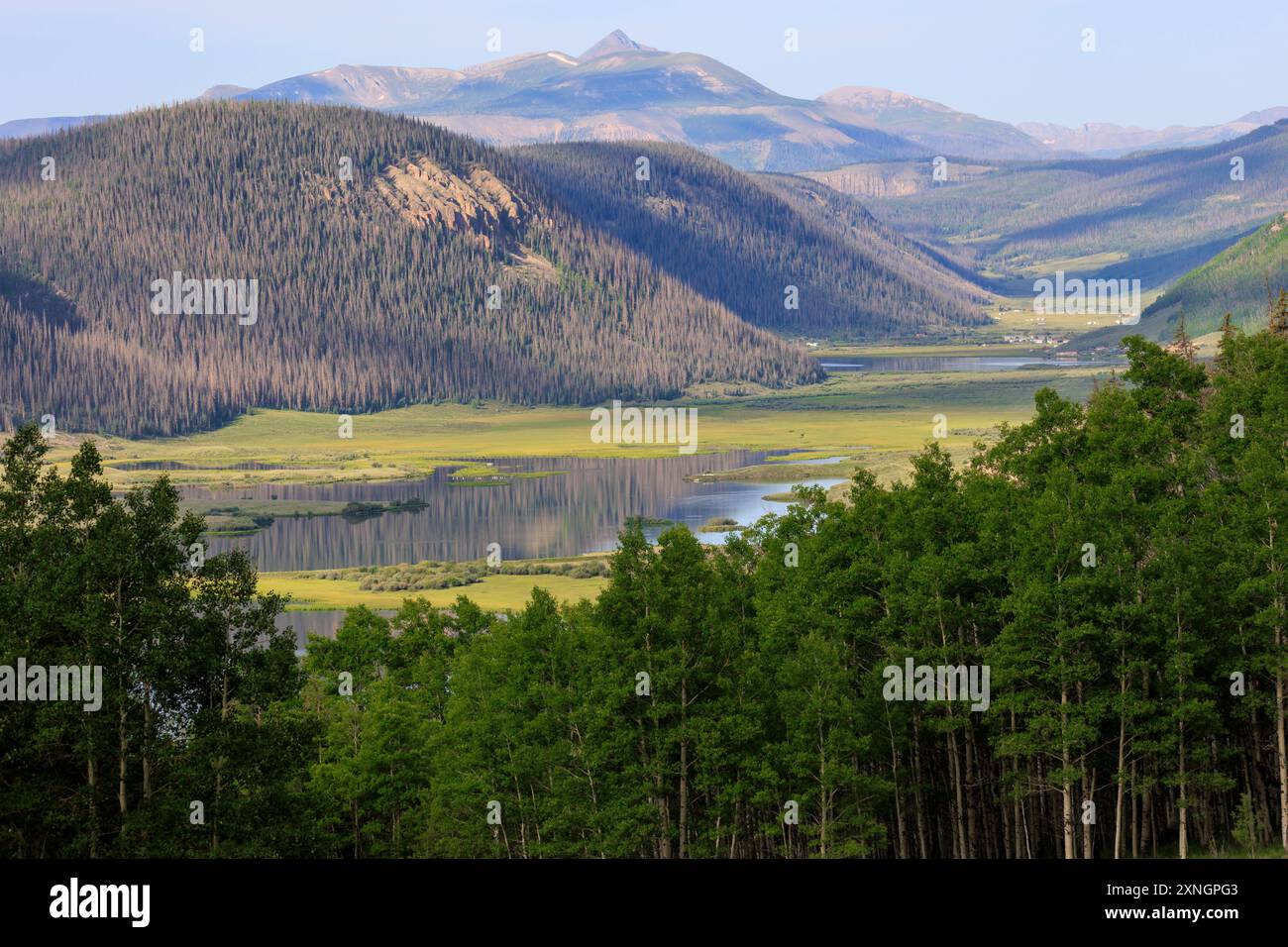 Vallée de montagne dans les montagnes de San Juan près de Creede, Co Banque D'Images