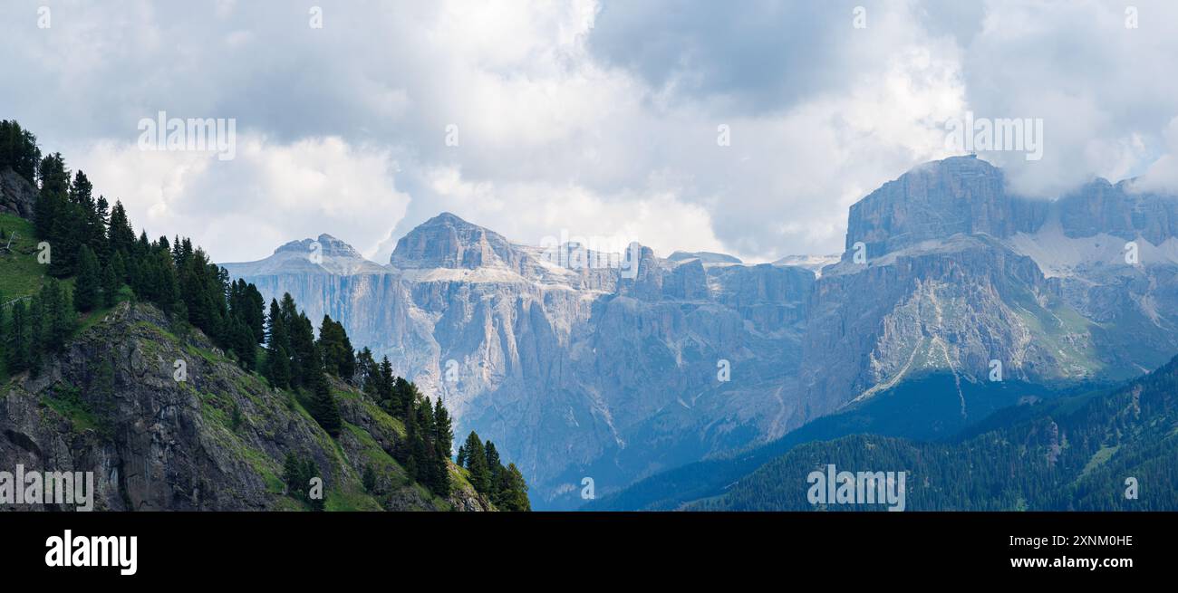 Une vue panoramique de Sass Pordoi - Val di Fassa - Italie Banque D'Images