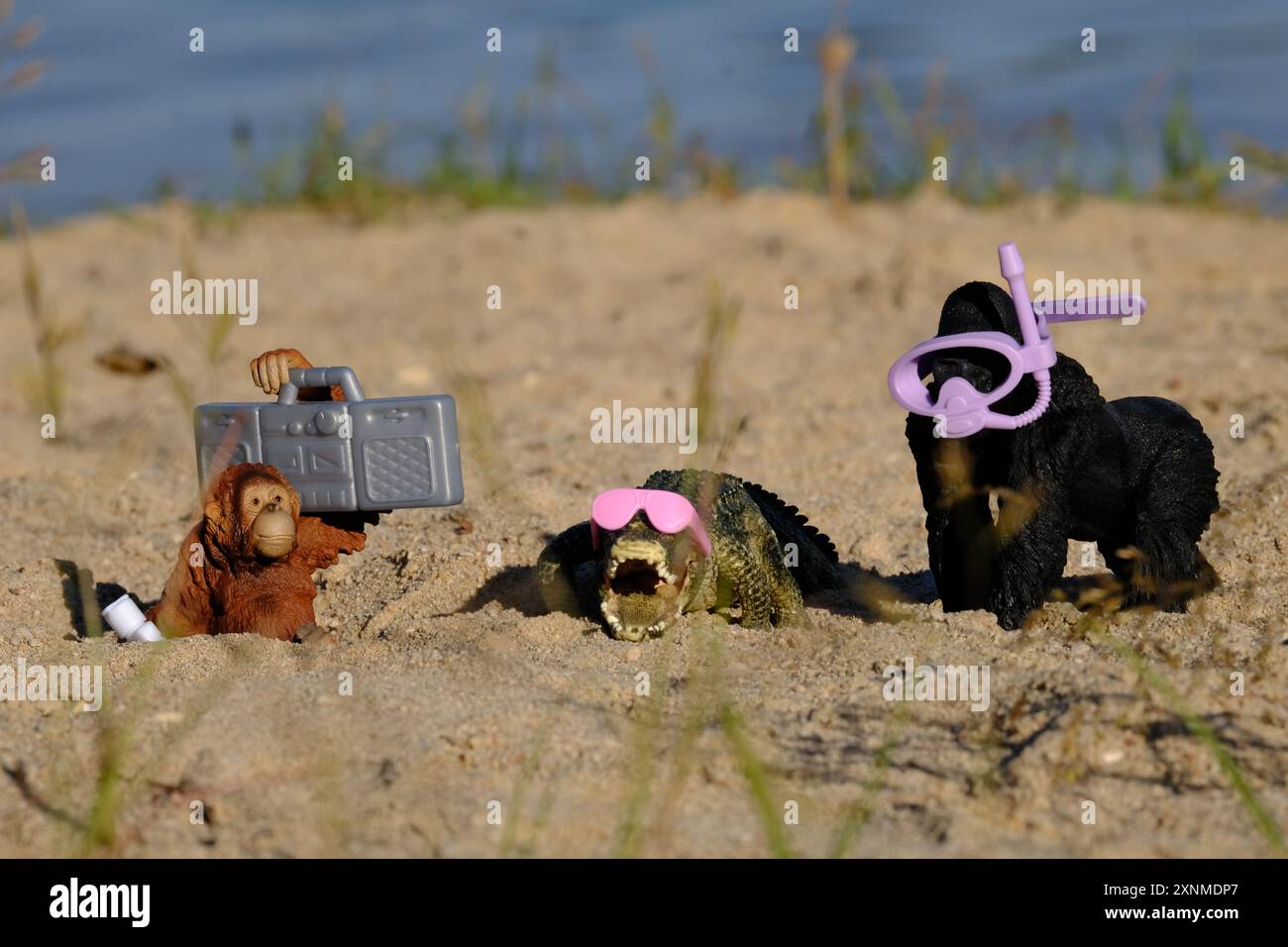 Modèles Schleich - orang-outan, alligator, gorille Banque D'Images