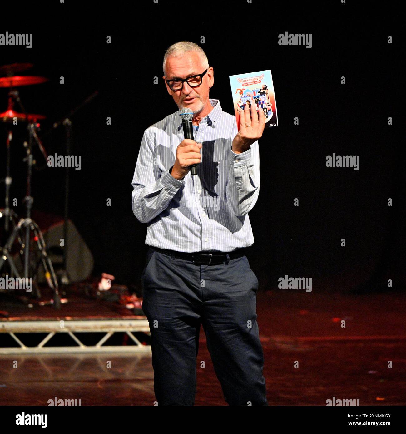 Édimbourg, Écosse, Royaume-Uni. 31 juillet 2024. Edinburgh Fringe : le lancement du Gala de l'Assemblée célèbre l'ouverture du programme 2024 de plus de 190 spectacles. Il met en évidence certaines des plus grandes et meilleures productions, un must pour tous ceux qui veulent obtenir une saveur de ce qui est à venir. Directeur d'Assemblée du théâtre et de la comédie William Burdett-Coutts. Crédit : Craig Brown/Alamy Live News Banque D'Images