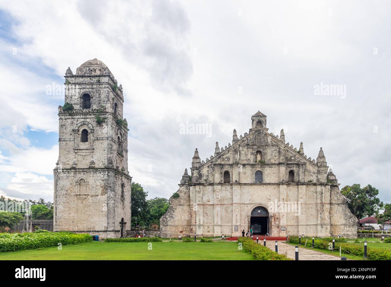 L'église de Paoay, classée au patrimoine mondial de l'UNESCO, est une ancienne église d'Ilocos, aux Philippines Banque D'Images