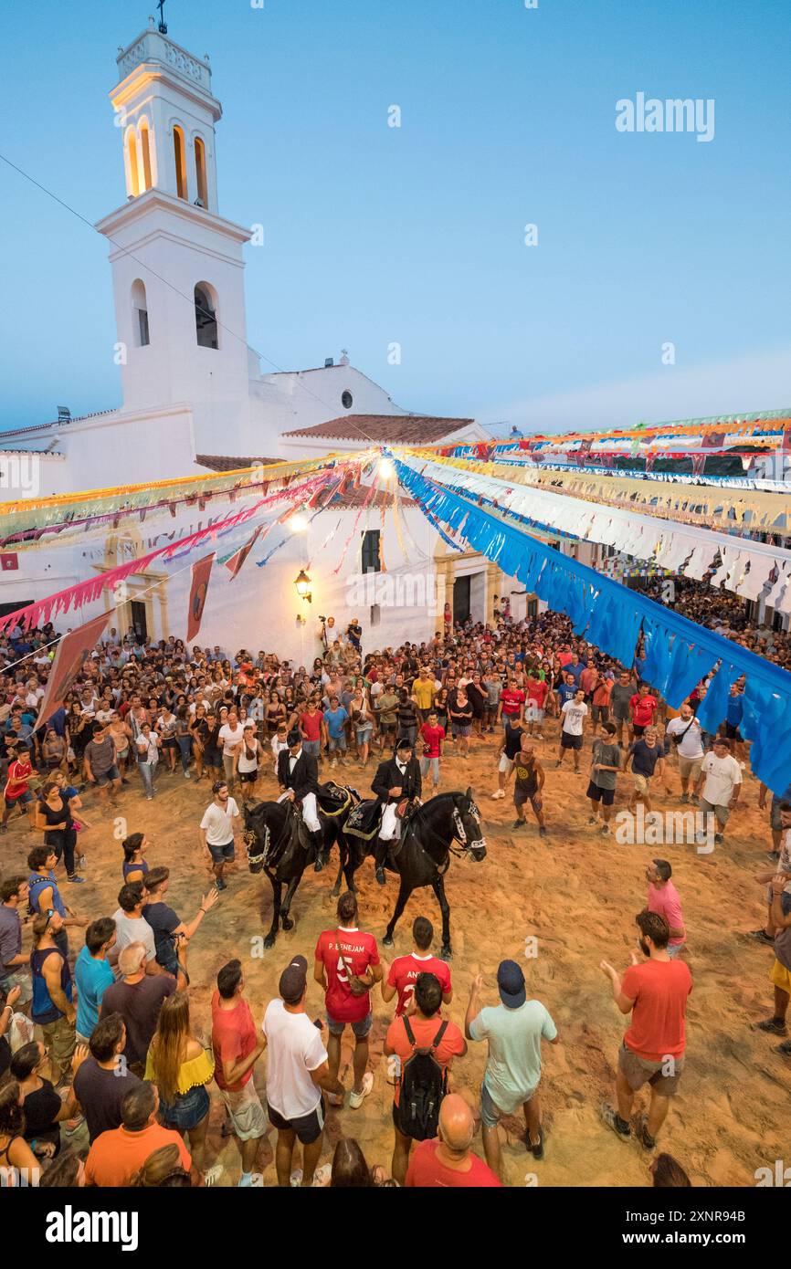 Danse traditionnelle avec des chevaux, 'Jaleo', originaire du 14ème siècle, fêtes de Sant Bartomeu, Ferreries, Minorque, îles Baléares, Espagne Banque D'Images