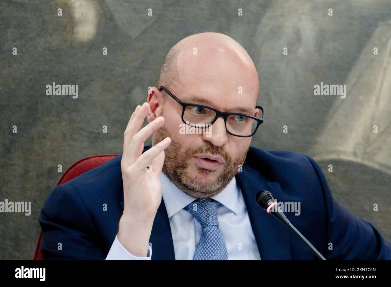 Roma, Italie. 02 août 2024. Il Presidente della Camera dei Deputati Lorenzo Fontana durante l'incontro con la stampa parlamentare, la tradizionale cerimonia estiva del Ventaglio. Camera dei Deputati a Roma, Venerd&#xec ; 02 Agosto 2024 (foto Mauro Scrobogna/LaPresse) le Président de la Chambre des députés Lorenzo Fontana lors de la rencontre avec la presse parlementaire, la traditionnelle cérémonie estivale du Fan. Chambre des députés à Rome, vendredi 02 août 2024. (Photo de Mauro Scrobogna/LaPresse) crédit : LaPresse/Alamy Live News Banque D'Images