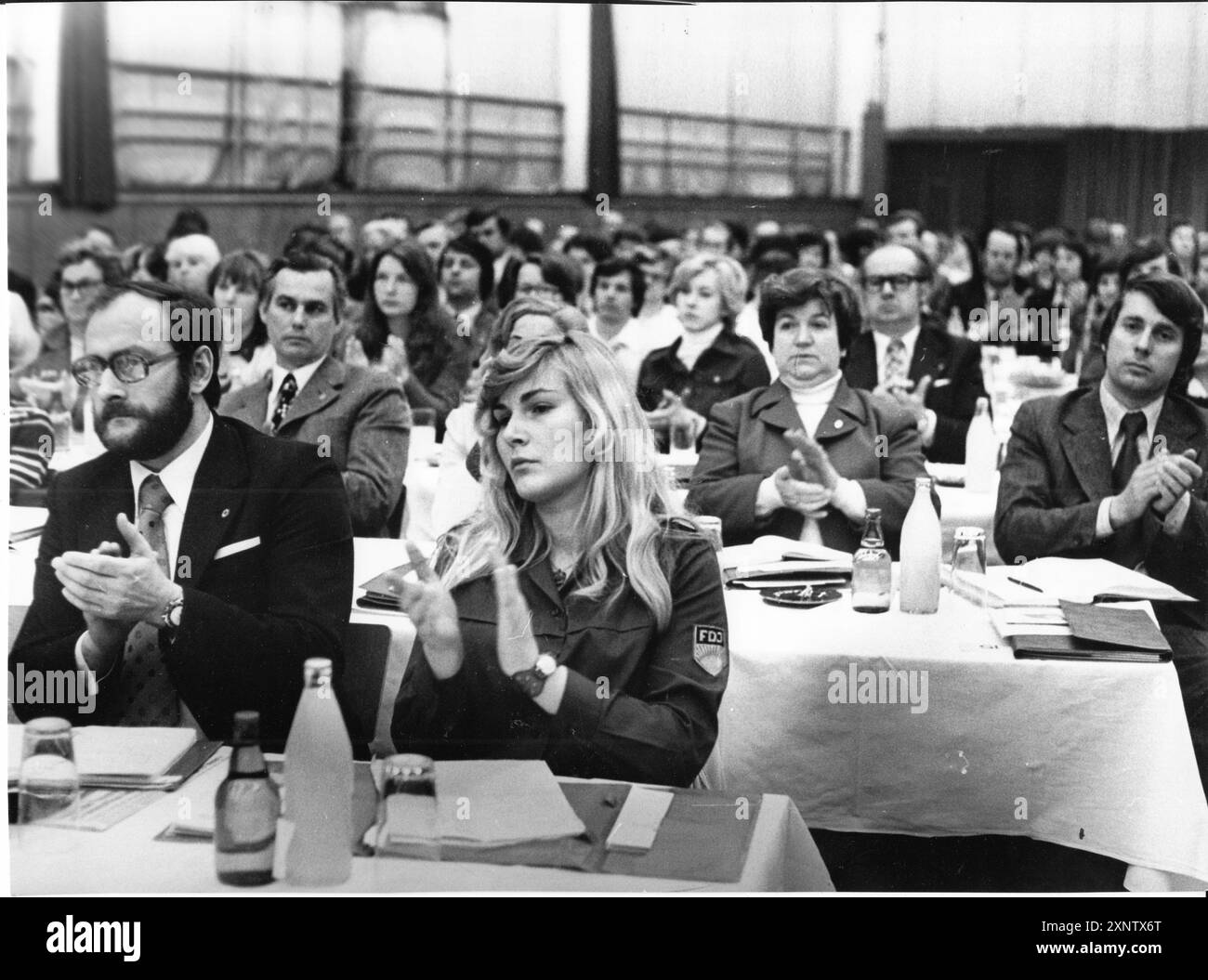 Conférence des délégués de district de la FDGB à Brandebourg en préparation du 9ème Congrès de la FDGB. (FDGB) Fédération syndicale allemande libre. Conférence. Organization.GDR. Historique. Photo:MAZ/Bruno Wernitz, 28.03.1977 [traduction automatique] Banque D'Images