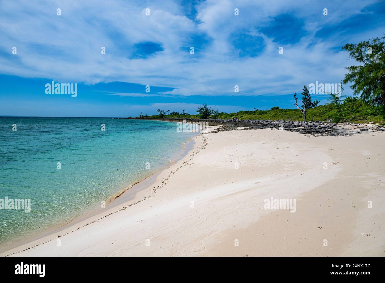 Plage de sable blanc sur l'île de Sete Paus près de l'île de Mozambique, Mozambique, Afrique Banque D'Images