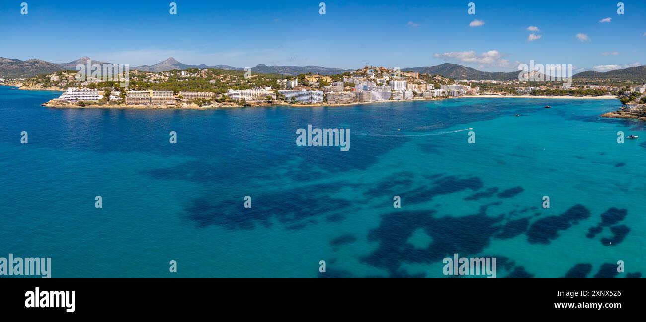 Vue aérienne de la mer turquoise et Santa Ponsa, Majorque, îles Baléares, Espagne, Méditerranée, Europe Banque D'Images
