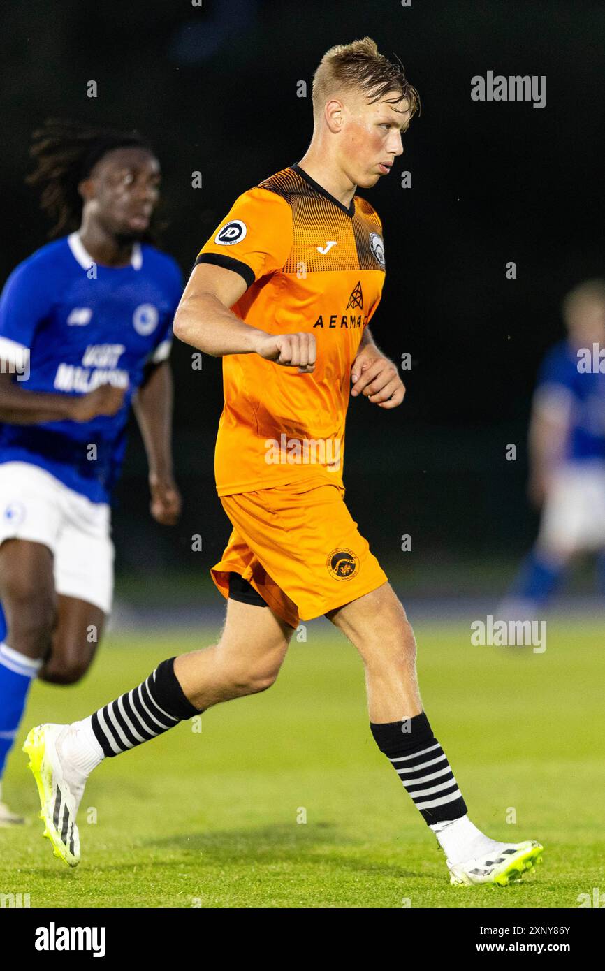 Cardiff, Royaume-Uni. 02 août 2024. Dylan Dinham de Pontypridd Uni en action. Cardiff City v Pontypridd se sont Unis dans la Nathaniel MG Cup au stade International Sports Stadium de Cardiff le 2 août 2024. Crédit : Lewis Mitchell/Alamy Live News Banque D'Images