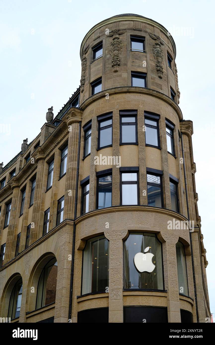 Magasinez avec le logo de la marque Apple, Cologne, Allemagne Banque D'Images