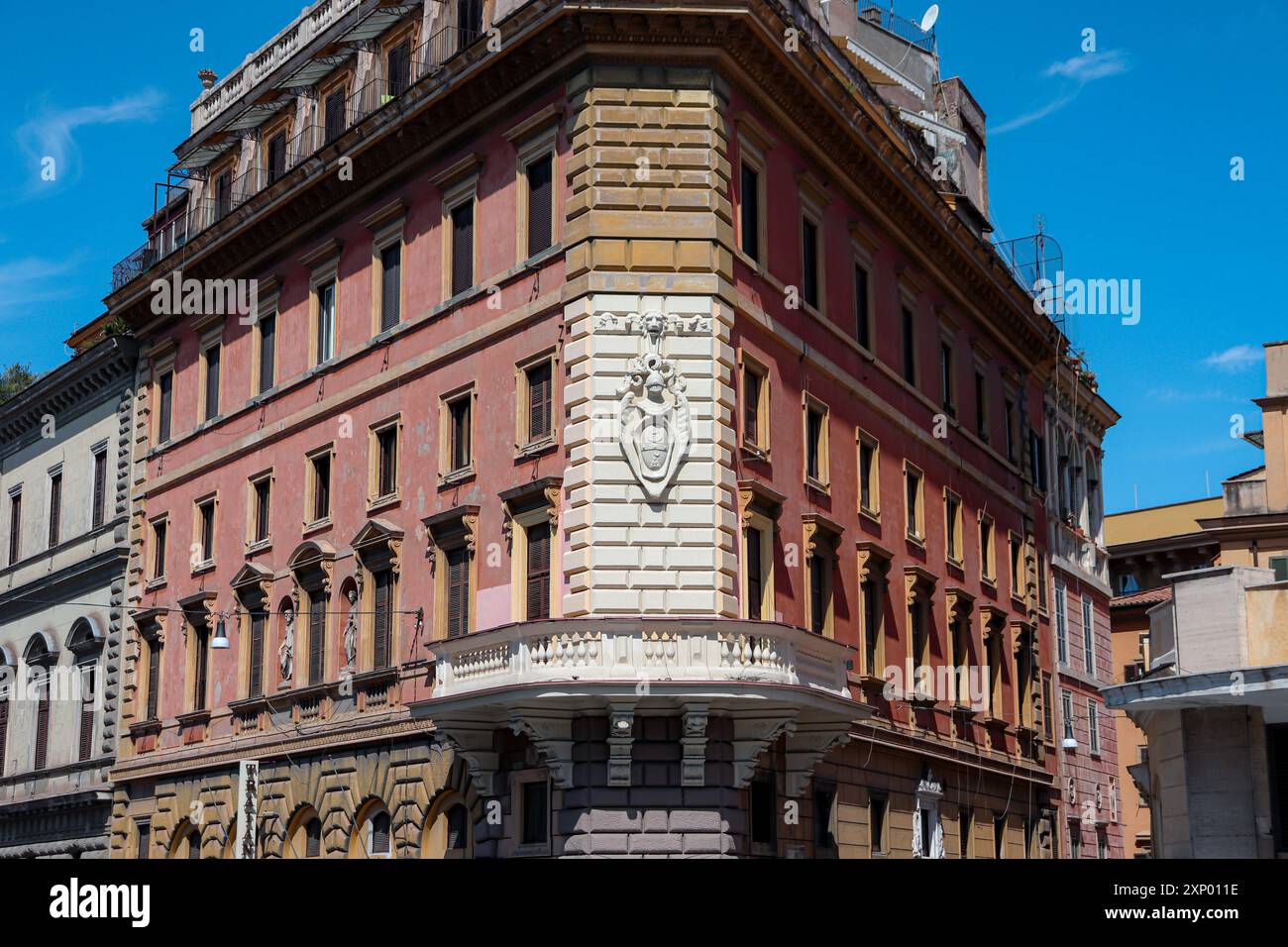 Rocco forte House, un appartement de location extérieur de façade d'angle à Piazza Di Spagna, Rome Banque D'Images