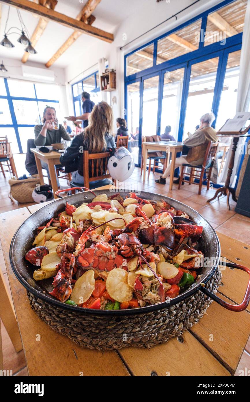 Restaurant sa Figuera, homard, la Mola, Formentera, Iles Pitiusa, Communauté des Baléares, Espagne Banque D'Images