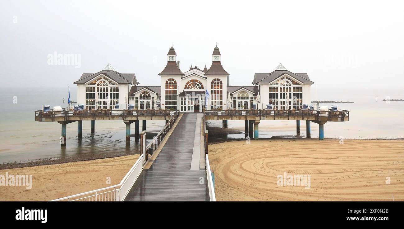 Jetée de Sellin sur l'île de Ruegen, sur la mer Baltique Banque D'Images