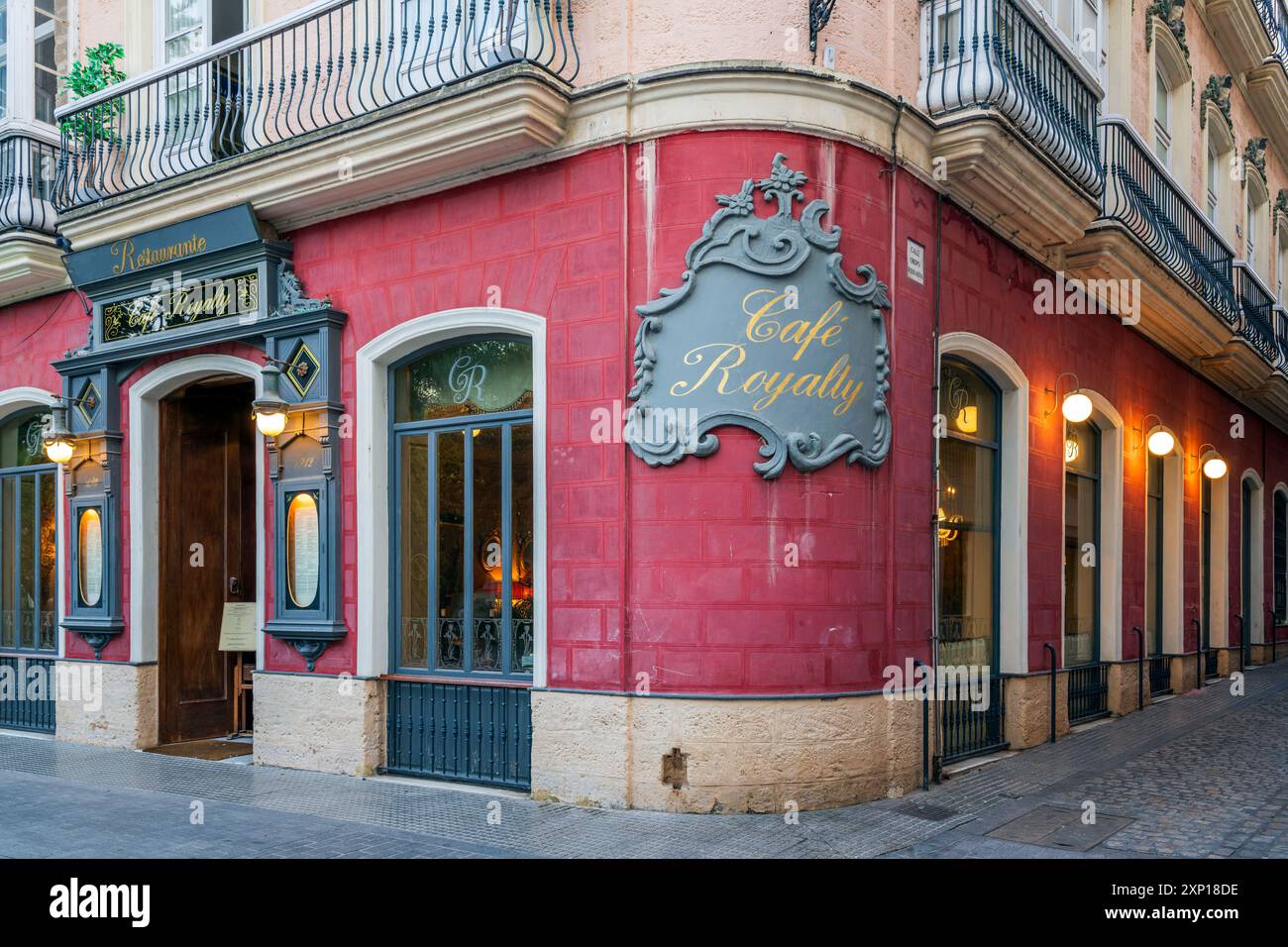 Café Royalty, Cadix, Andalousie, Espagne Banque D'Images