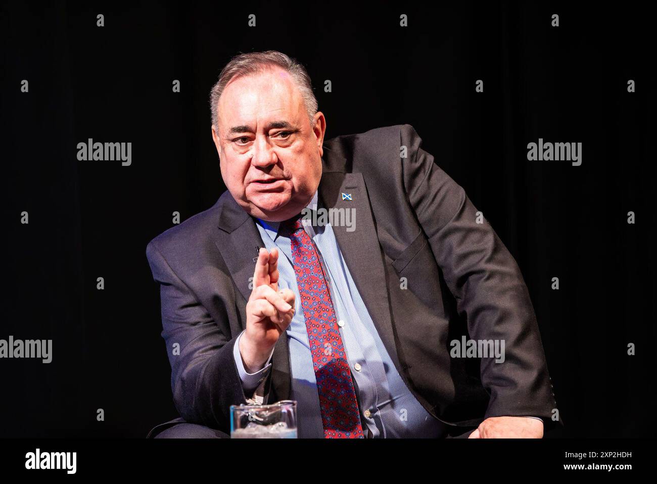 Édimbourg, Royaume-Uni. 03 août 2024 photo : le chef du parti ALBA, Alex Salmond. Au cours de l'entretien, il a déclaré que la sécession unilatérale de l'Écosse du Royaume-Uni pourrait être l'un des feux d'artifice dans la boîte. Avec Iain Dale hospitalisé, la série d’interviews All Talk au Edinburgh Fringe Festival de cette année met en vedette le présentateur invité, Matthew Stadlen, animateur de LBC. Crédit : Rich Dyson/Alamy Live News Banque D'Images