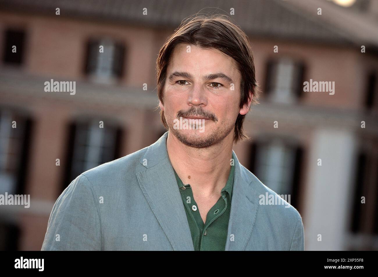 Rome, Italie. 02 août 2024. ROME, ITALIE - 02 AOÛT : L'acteur Josh Hartnett, réalisateur M. Night Shyamalan, assiste à la photocall de Rome pour 'Trap' au Cinema Barberini le 02 août 2024 à Rome, Italie. Crédit : dpa/Alamy Live News Banque D'Images