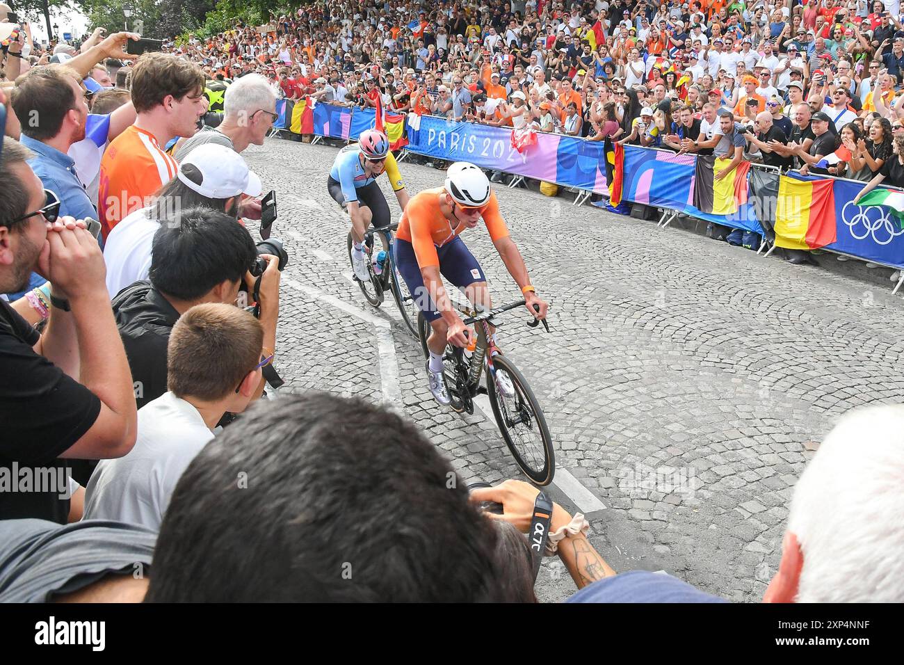 Paris, France. 03 août 2024. Épreuve cycliste sur route des Jeux Olympiques de Paris 2024 à Paris, France, le 3 août 2024. (Photo de Lionel Urman/Sipa USA) crédit : Sipa USA/Alamy Live News Banque D'Images