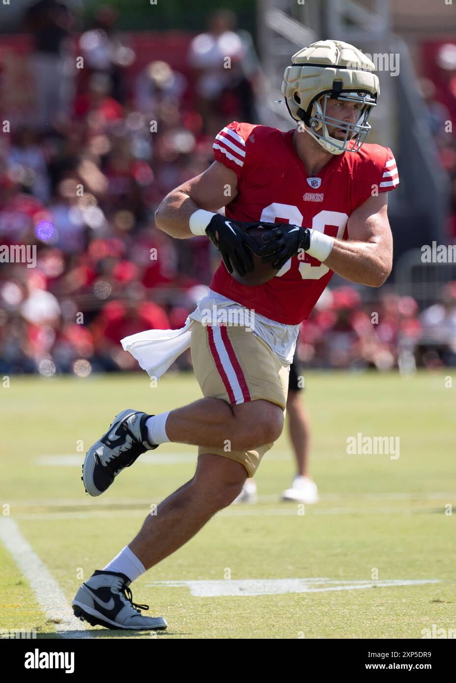 Août 03 2024 Santa Clara U.S.A CA San Francisco 49ers Tight End Mason Pline(89) parcours de course pendant le camp d'entraînement des 49ers de San Francisco jour 9 au SAP performance Facility au Levi's Stadium Santa Clara Calif. Thurman James/CSM Banque D'Images